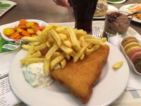 Onze restaurants verwelkomen u 7 dagen op 7, overal in belgië. Zeesteak met tartaar en frietjes - Foto van Lunch Garden ...