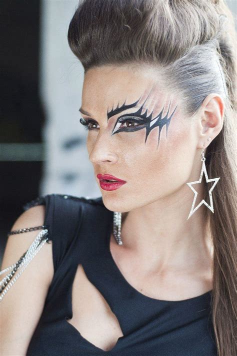 It's a perfect last minute halloween costume. Make-up | Ko-te.com - Kisses from Europe | Glam rock ...