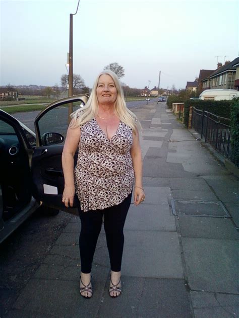 Kitty2502 60 From Sheffield Is A Local Granny Looking For Casual Sex