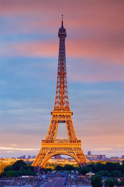Eiffel Tower At Sunset Paris France Stock Image Image Of Icon Dawn