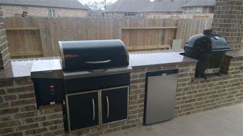 Realcook vertical 17 inch steel charcoal smoker, heavy duty round bbq grill for outdoor cooking, black 4.4 out of 5 stars 1,572 $104.98 $ 104. 17 Best images about Outdoor Kitchen on Pinterest | Big ...