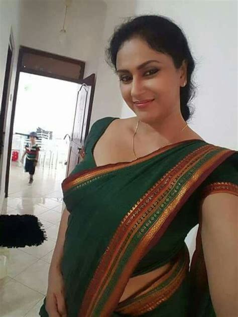 Housewife Hot Telugu Bhabhi Women Girls Dresses