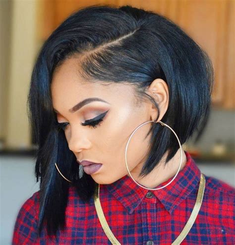 Black Side Parted Bob Black Bob Hairstyles Thick Hair Styles Wavy