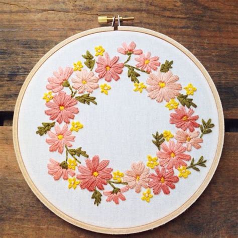 Pink Daisy Wreath Embroidery Hoop Embroidery Hoop Hand Embroidery