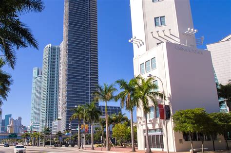 10 Most Popular Streets In Miami Take A Walk Down Miamis Streets And