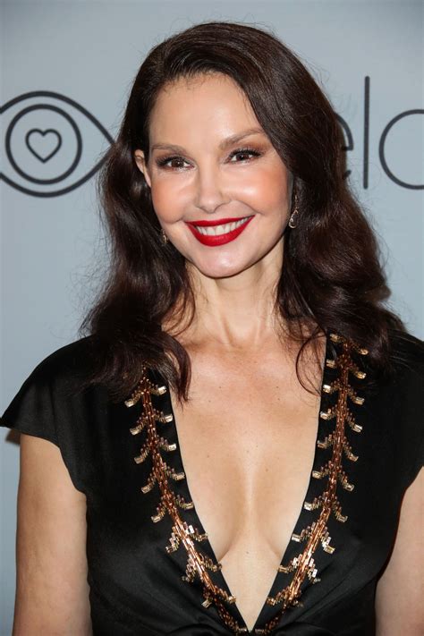 Эшли Джадд - Ashley Judd фото №1029177 - Ashley Judd at Instyle and Warner Bros Golden Globes 