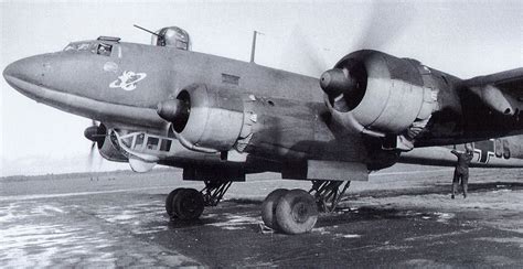 Asisbiz Focke Wulf Fw 200c Condor 8kg40 F8cs 1944 01