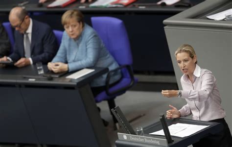 12 авг 20187 542 просмотра. „Kopftuchmädchen, Messermänner und sonstige Taugenichtse ...