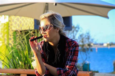 This won't be solved unless on a finite planet, the optimum population providing the best quality of life for all, is clearly much dandelion extract starts killing cancer cells within 2 days according to a windsor university study. #VAPINGSAVEDMYVOICE: Vaping On Throat Cancer - Vapefuse Blog