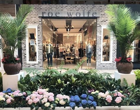 Easily send flowers, plants, and more through our online ordering. Bachman's Brings the Garden Indoors for Galleria's Spring ...