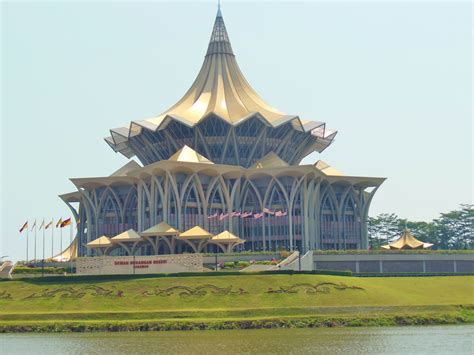 Bangunan dewan undangan negeri sarawak baru (ms); "New Sarawak State Legislative Assembly Building (Dewan ...