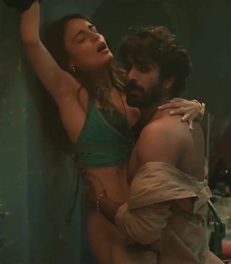 Radhika Madan Hot Sex Scene Without Panty Saas Bahu Aur Flamingo