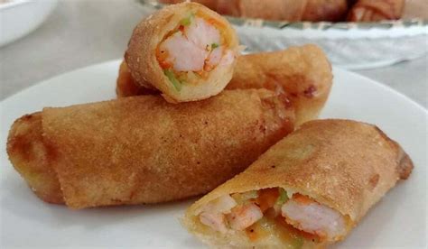 best lumpia recipe shrimp eggrolls lumpia sa hipon filipino eggrolls