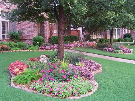 A flower bed with a defined border turns an ordinary tree into a major focal point in your yard. Pin on Gardening