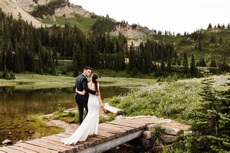 Eloping In The Mountains How To Have Your Dream Mountain Elopement
