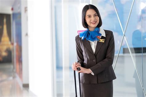 Cabin crew jobs in johannesburg. IATA Offers Free Training To Former Cabin Crew ...