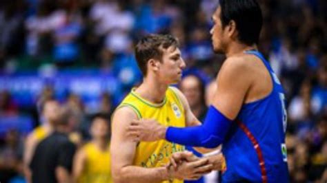 Filipinas y Australia piden perdón tras protagonizar la pelea del año