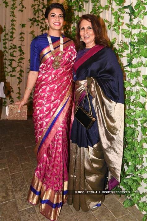 Jacqueline Fernandez With Her Mother Kim Fernandez At Big Bs Diwali