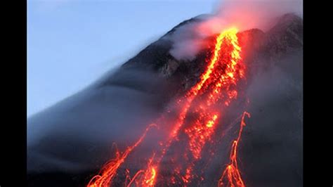 Sebelum meletus pada rabu lalu, pesona. Viral Video Gunung Agung Meletus, Ini Kata BNPB | tobasatu.com