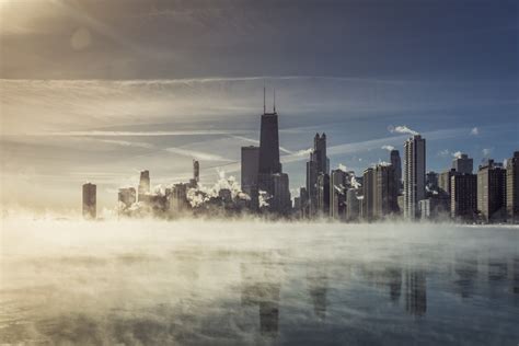 View Of Clouds Over Chicago In Freezing Dystopian Weather Amazes Internet