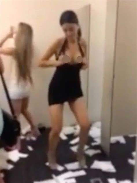 Women Trash Toilet In Swanky Pub And Get Barred After Posting Footage