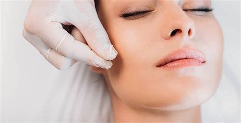 Should You Try Facial Acupuncture What Is Cosmetic Acupuncture — West End Wellness