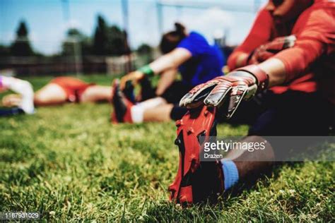 Football Stretching Photos And Premium High Res Pictures Getty Images