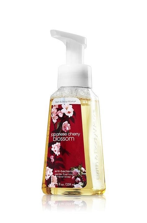 Bath And Body Works Japanese Cherry Blossom Anti Bacterial Gentle Foaming Hand Soap Bath And Body