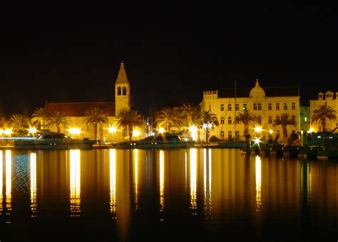 Ireneusz bledowski 2 минуты 37 секунд. Zdjęcia: Centrum, Trogir, Trogir w nocy 1, CHORWACJA
