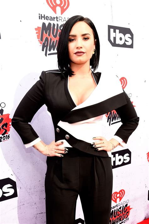 Demi Lovato Iheartradio Music Awards 2016 In Inglewood • Celebmafia