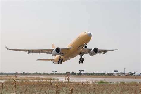 First A330 Mrtt Phénix For France Makes Maiden Flight Defence Airbus