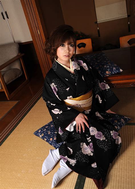 Rio Hamazaki Wearing Black Traditional Kimono