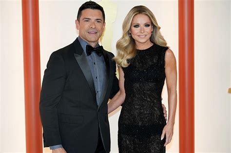 Kelly Ripa And Mark Consuelos Gush Over Live Guest David Muirs Looks Backstage The Verde