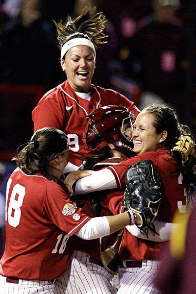 Alabama pitcher montana fouts celebrated her birthday by continuing insane women's college world series run with perfect game. Hays: Seniors have turned the Tide | Alabama softball, Softball, Alabama football
