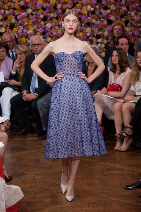 Raf Simons Debuts Dior Couture Collection Fashion Fashion Show Dior