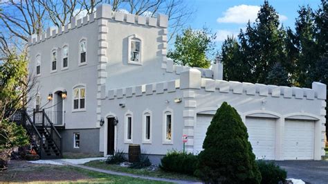 You Can Stay In A Pennsylvania Airbnb That Looks Just Like A Castle