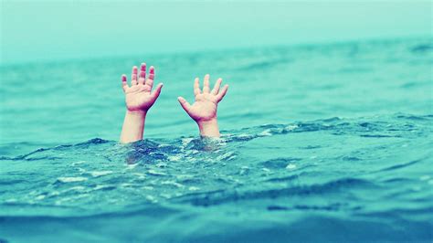 Download Wallpaper 1920x1080 Hand Child Drowning Palms Waves Full