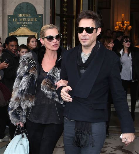 Kate Mosss Husband Jamie Hince Photographed With Model Jessica Stam