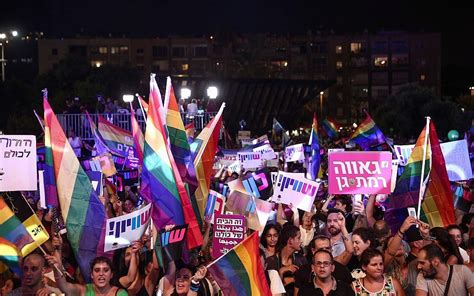 100000 Protest In Tel Aviv Over Anti Lgbt Discrimination The Times