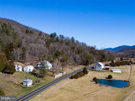 Moorefield Hardy County Wv Lakefront Property Waterfront Property House For Sale Property Id