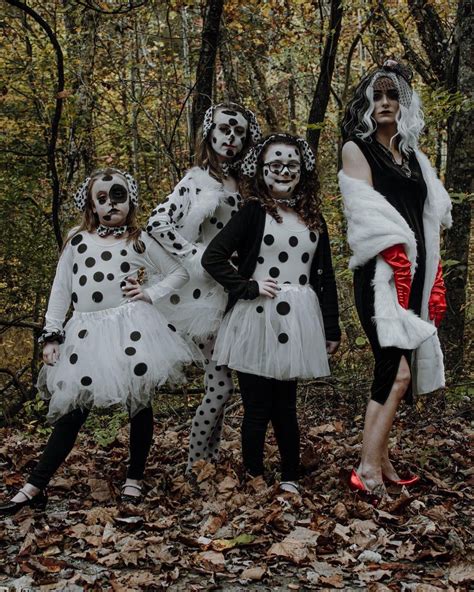 Teen Mom Leah Messer And Her Daughters Dress Up Like 101 Dalmatians In