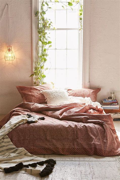 This is an article about the colour mauve. Mauve | Rose Magical Thinking Bandhani Duvet Cover in 2019 ...