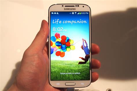 Info The Samsung Galaxy S4 Vs The Htc One This One Really Is A Shocker