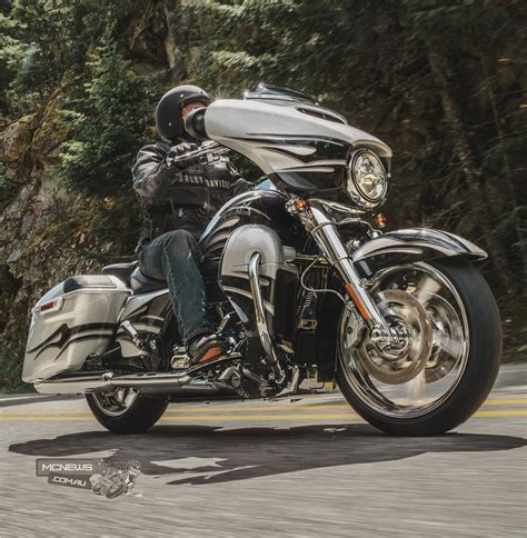 Harley Davidson Cvo 2015 Model Images Au