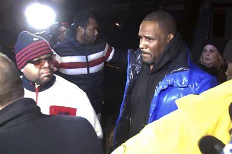 Bail Set At 1 Million For R Kelly Spin1038