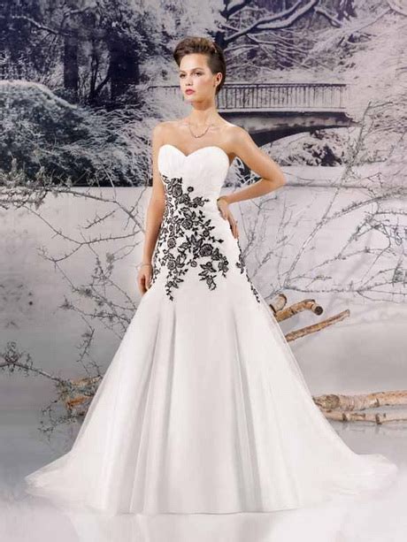 Designer brautkleid farbig schwarz weiss. Brautkleid schwarz weiss