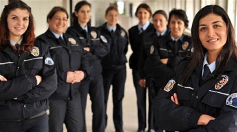Kadın polisler başörtülü görev yapabilecek Ankara Haberleri