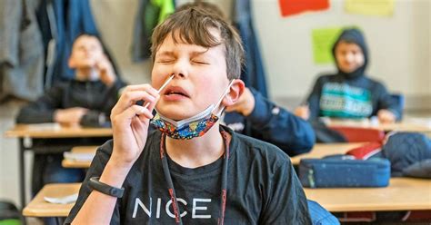 Die testpflicht für körpernahe dienstleistungen, museen, theater oder kinos. Lehrerverbände im Saarland fordern eine Testpflicht an Schulen