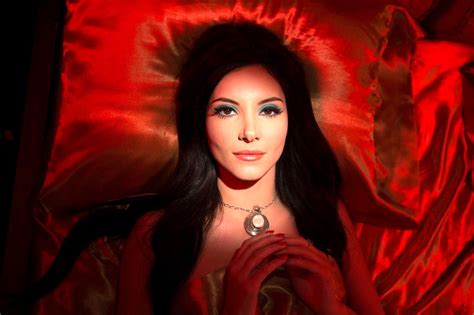 Elaine, a beautiful young witch, is determined to find a man to love her. The Love Witch movie information