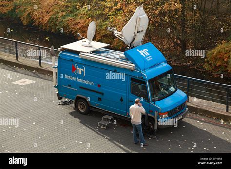 Outside Broadcasting Van High Resolution Stock Photography And Images